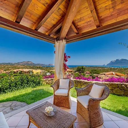 Con Vista Porto San Paolo