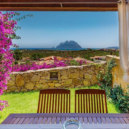 Con Vista Porto San Paolo Villa *