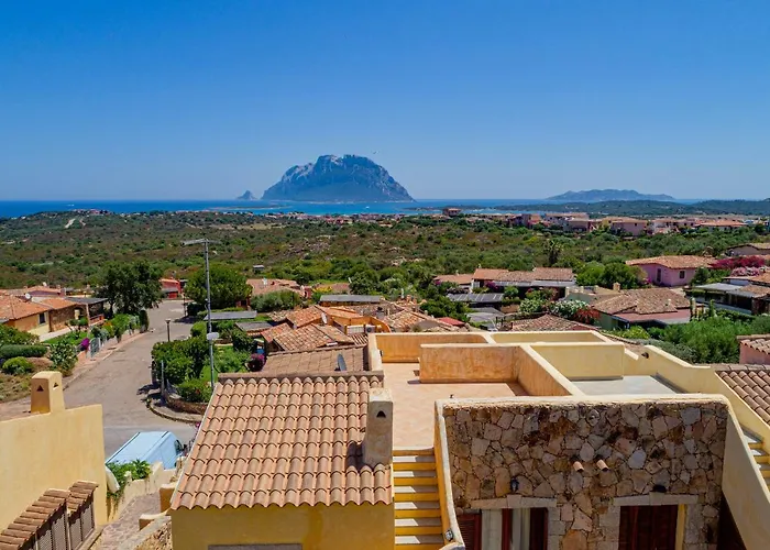 Villa Con Vista Porto San Paolo (Sardinia)